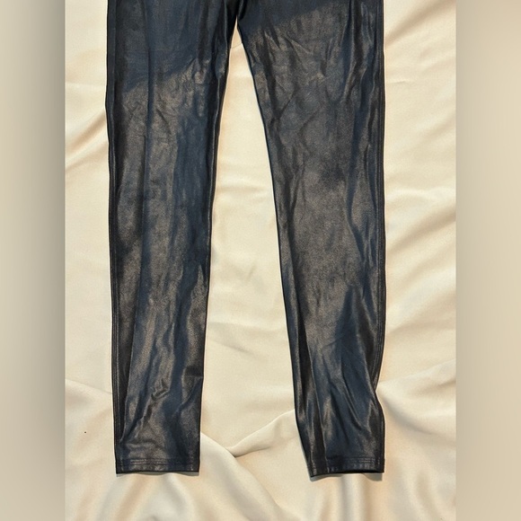 Spanx Faux Leather Leggings - XL - Picture 9 of 11